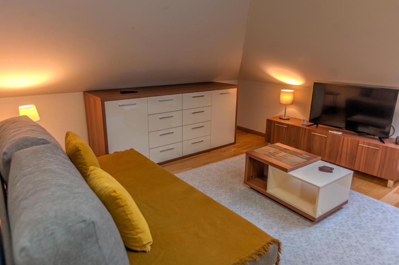 Appartamento Apartman 501 Belgrado Esterno foto