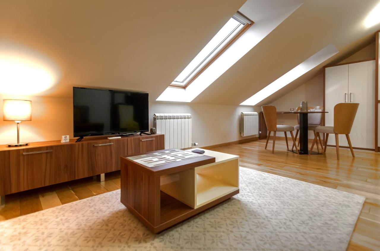 Appartamento Apartman 501 Belgrado Esterno foto