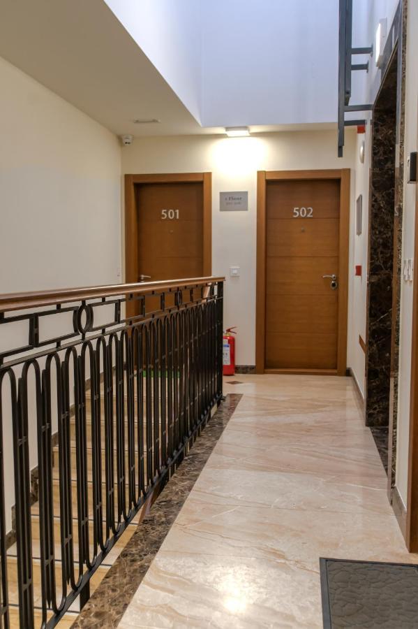 Appartamento Apartman 501 Belgrado Esterno foto