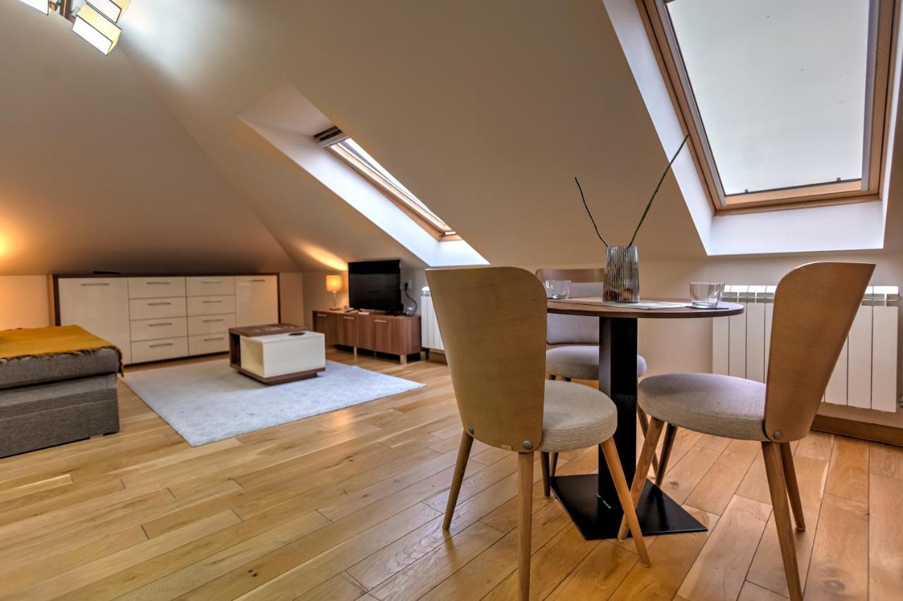 Appartamento Apartman 501 Belgrado Esterno foto