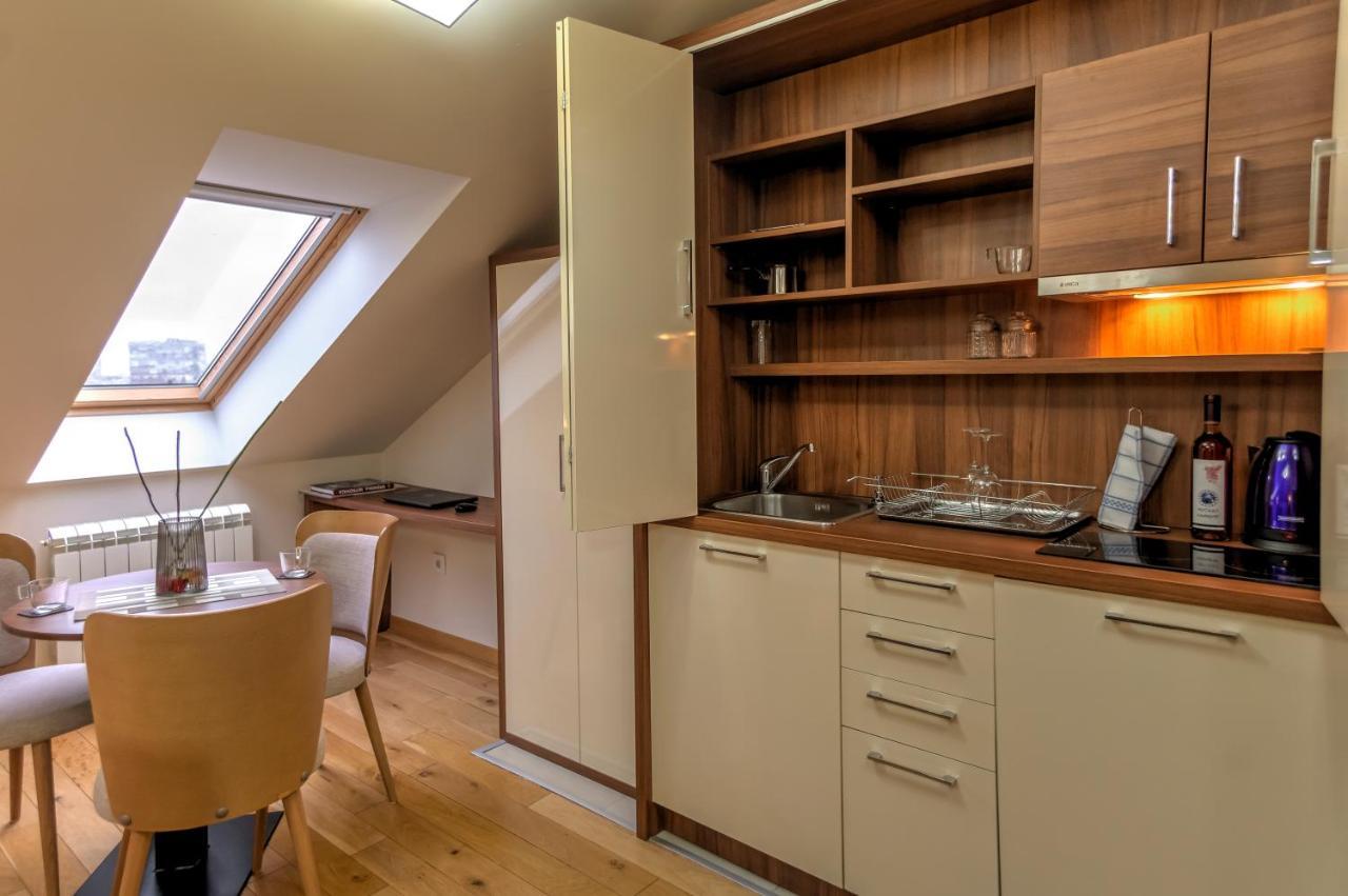 Appartamento Apartman 501 Belgrado Esterno foto