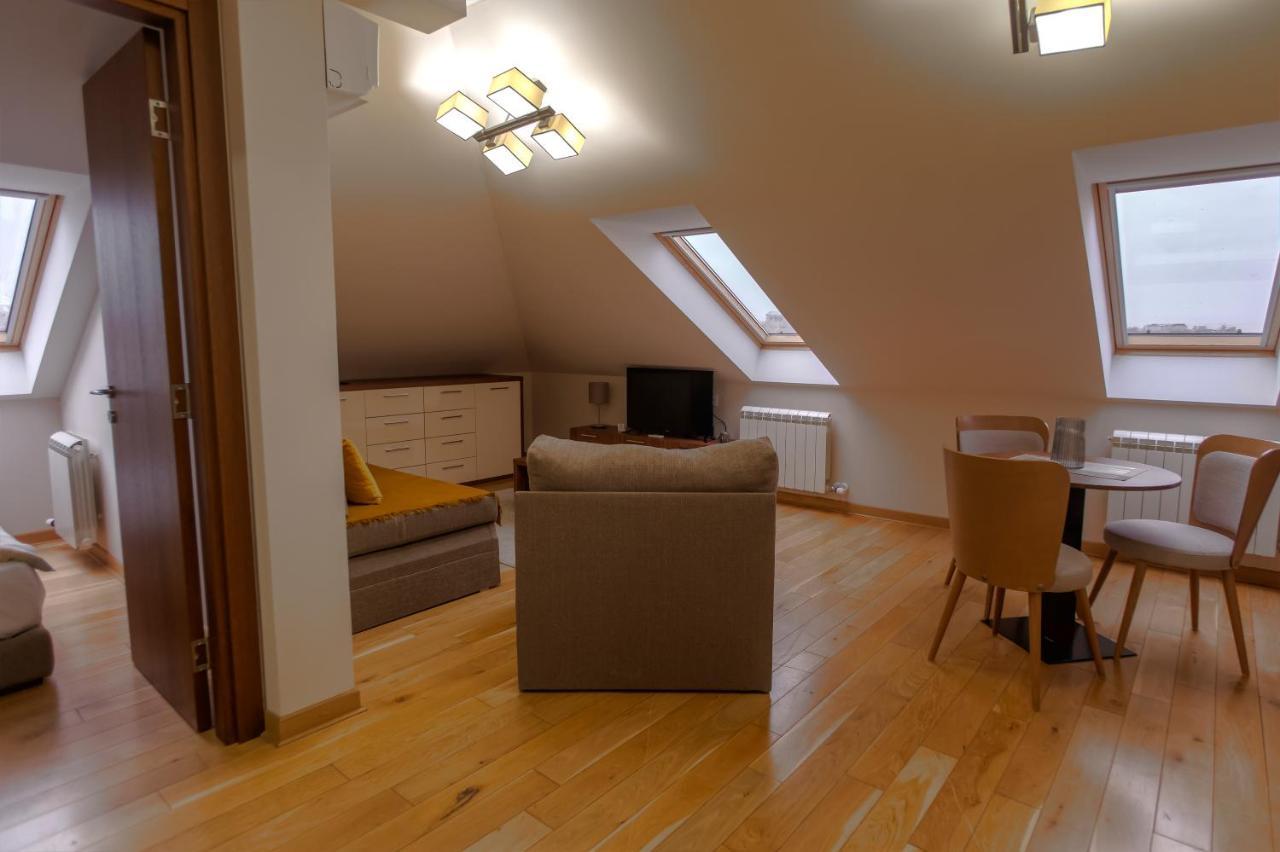 Appartamento Apartman 501 Belgrado Esterno foto