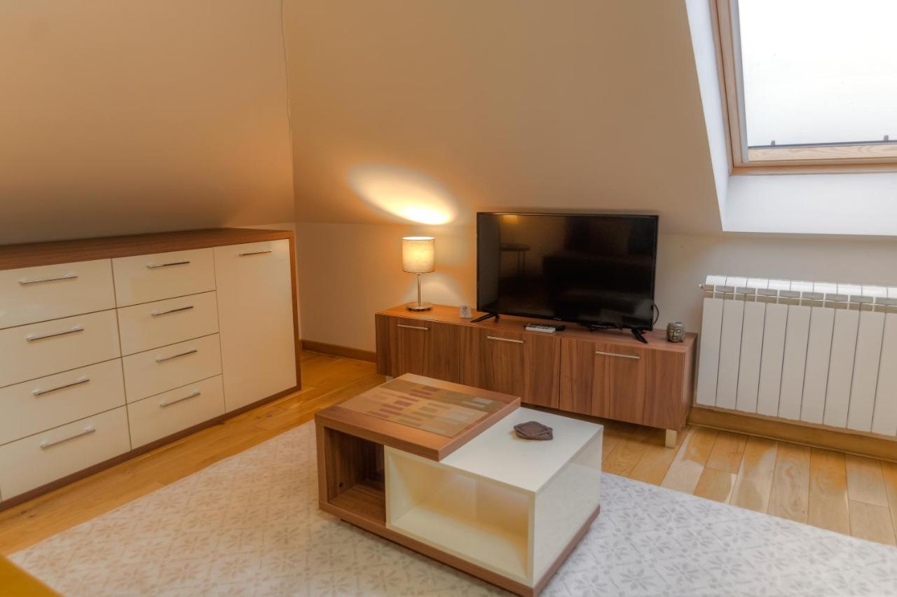 Appartamento Apartman 501 Belgrado Esterno foto