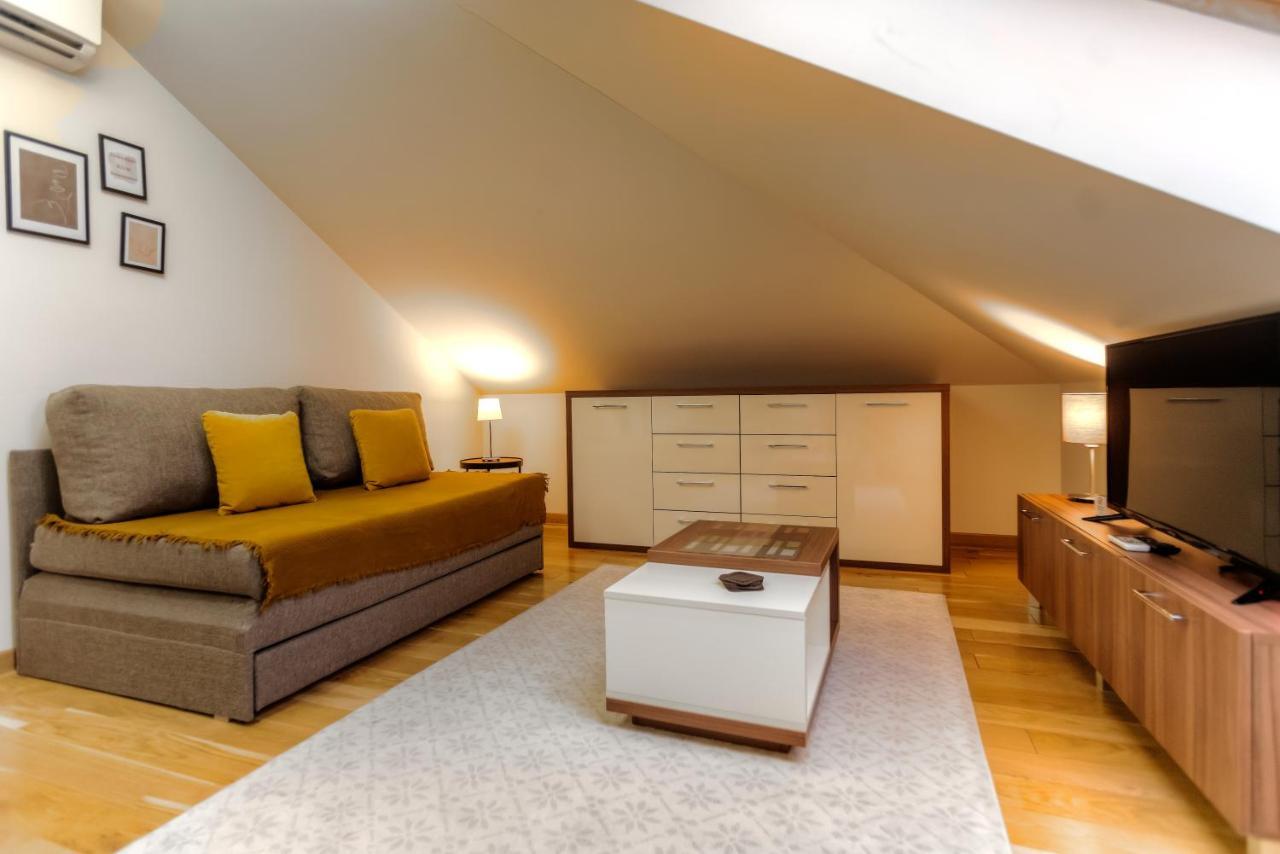 Appartamento Apartman 501 Belgrado Esterno foto